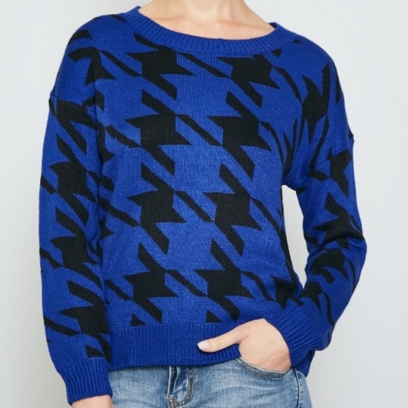 🖤Burgundy & Black Houndstooth Sweater - Picture 5 of 5